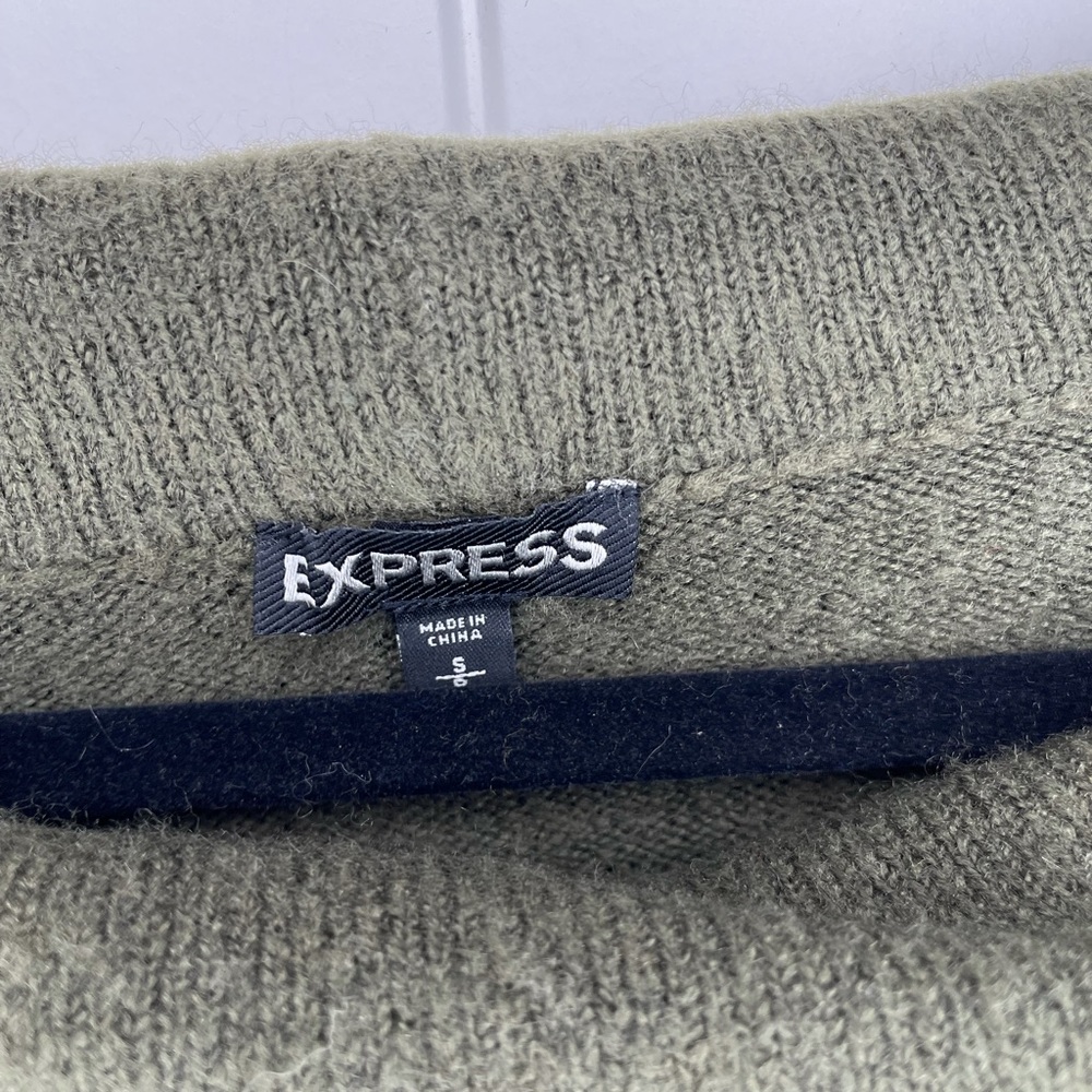 Express sweater - Picture 4 of 4